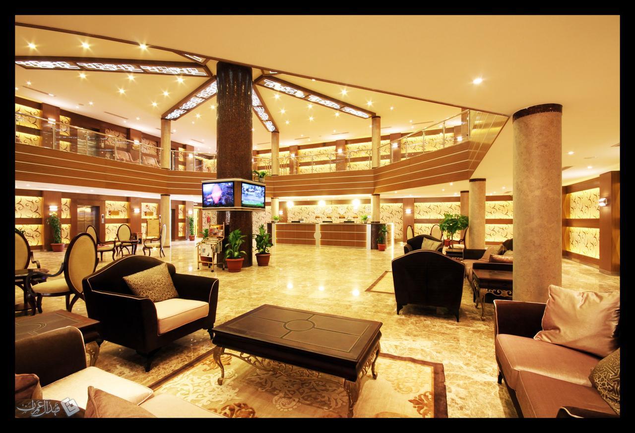 Aparthotel Taraf Yanbu Esterno foto